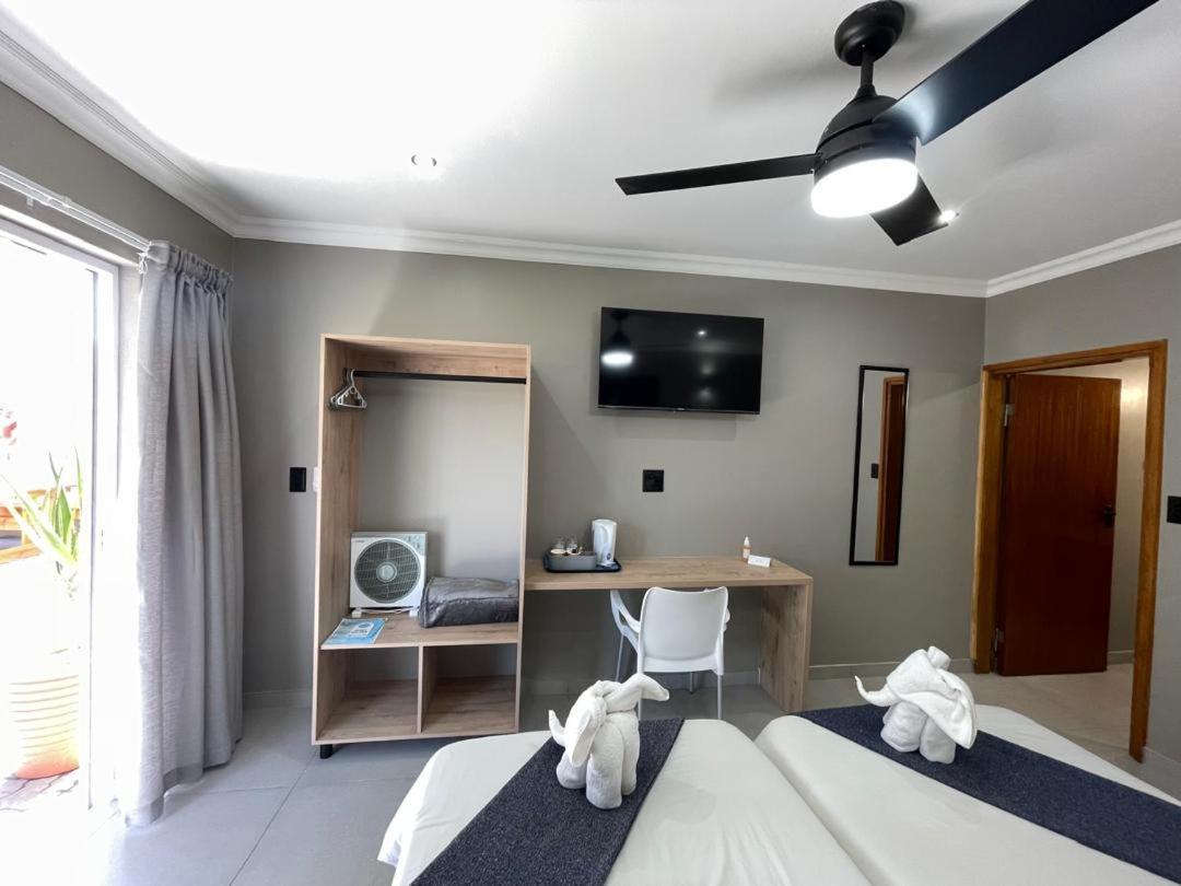 The Mole Guesthouse Swakopmund Bagian luar foto